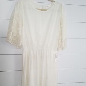 White lace dress